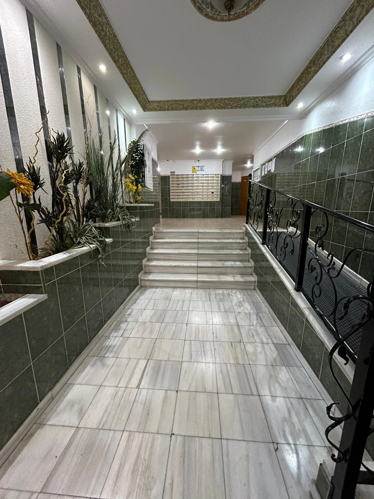 Apartamento planta baja en venta de 2 dormitorios en Torrevieja, Parque de las Naciones.