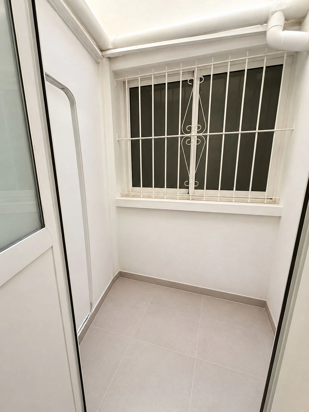 Apartamento planta baja en venta de 2 dormitorios en Torrevieja, Parque de las Naciones.