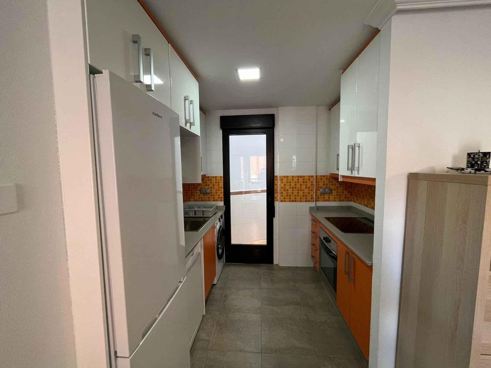 Apartamento seminuevo a 150m de la playa de La Mata – ¡Listo para entrar!