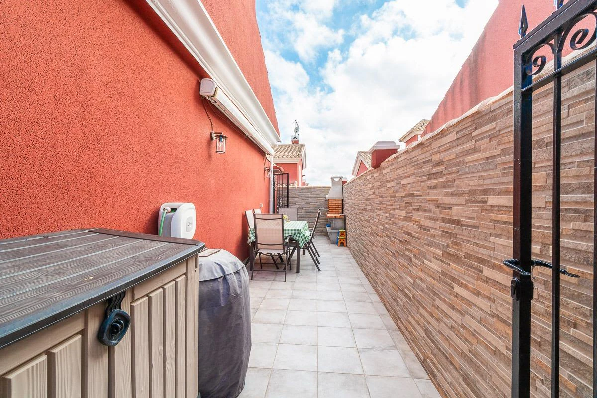Casa adosada en venta en Orihuela Costa