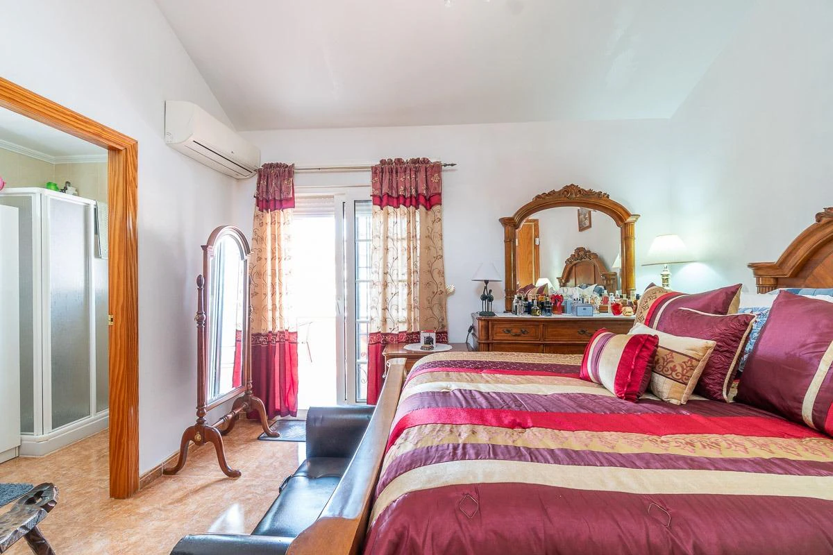 Casa adosada en venta en Orihuela Costa