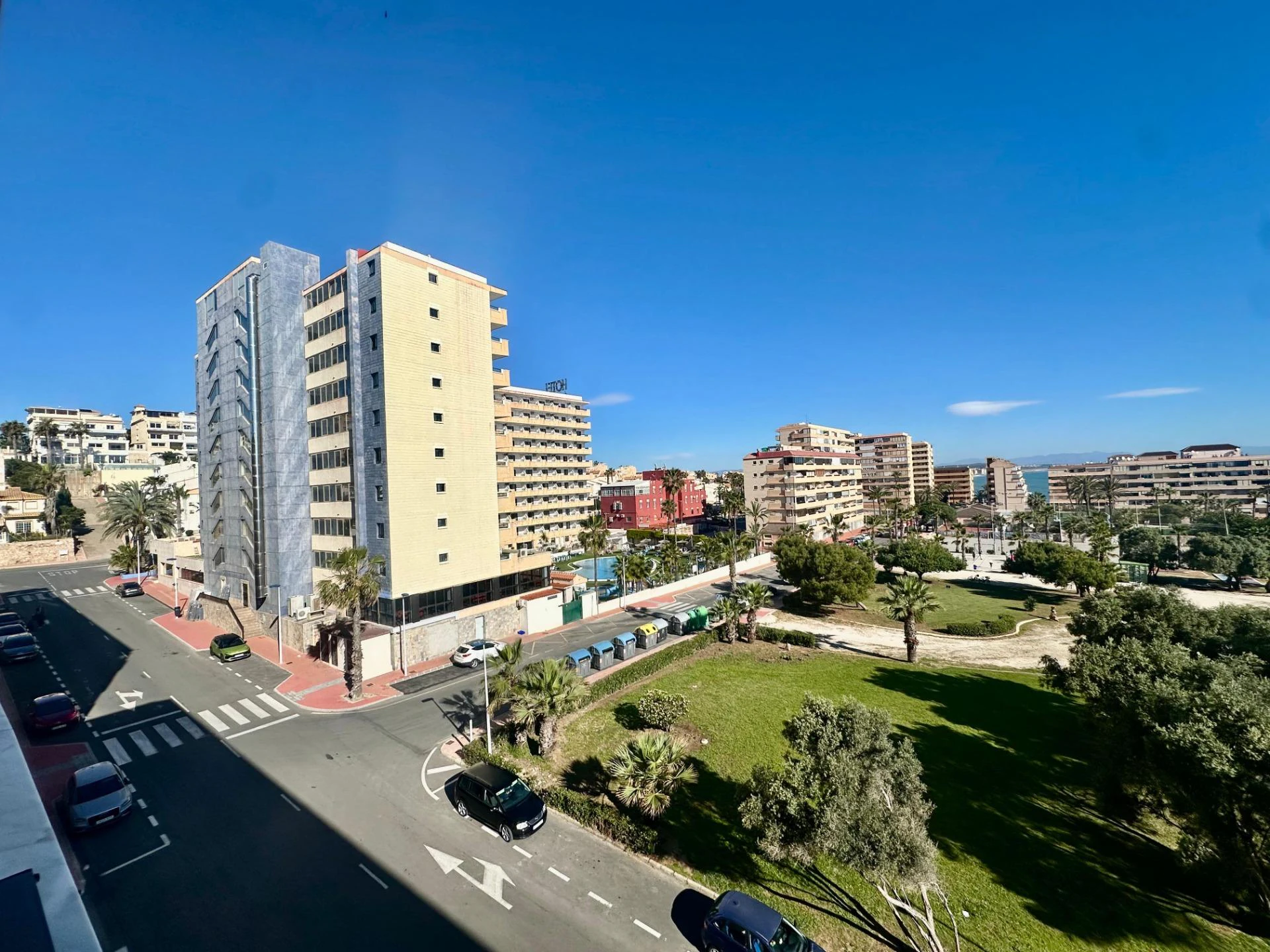 ENCANTADOR APARTAMENTO DE 1 DORMITORIO CON VISTAS AL MAR A 50 METROS DE LA PLAYA ️✨