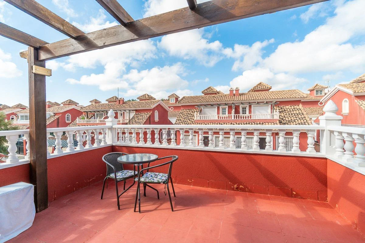 Casa adosada en venta en Orihuela Costa