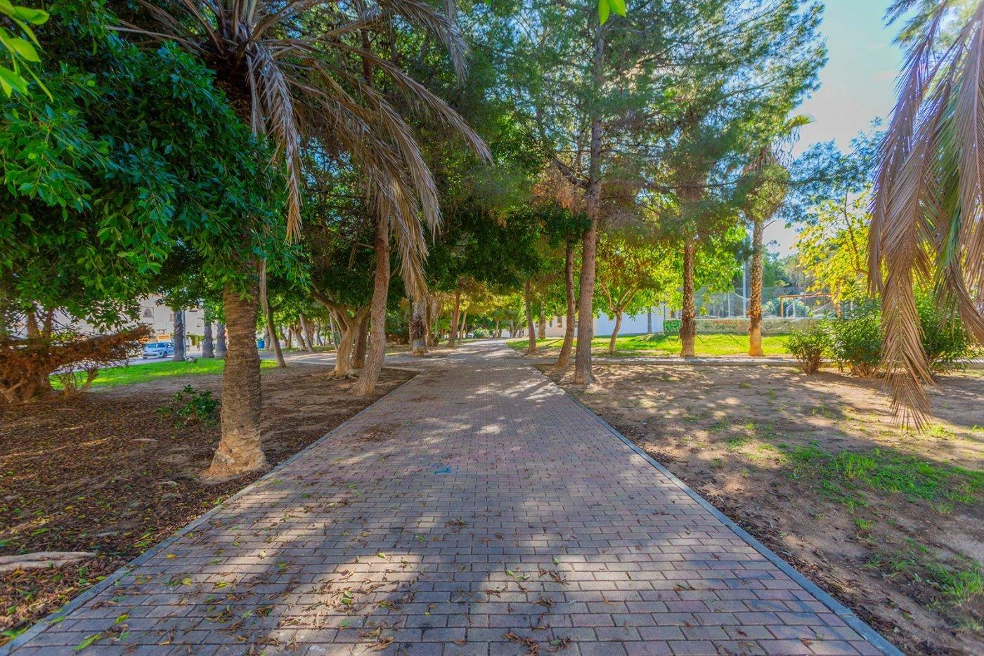 Adosado en Residencial Calas Blancas- 6 dormitorios - A solo 500m de la Playa del Cura ️