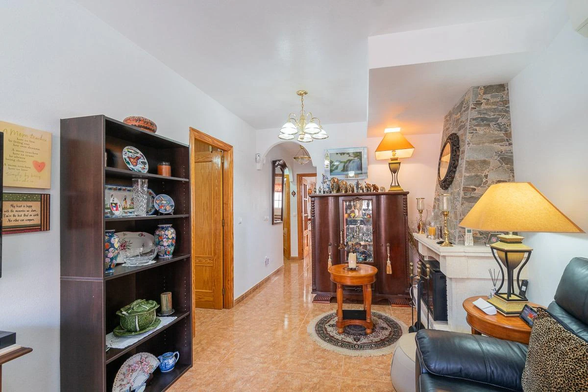 Casa adosada en venta en Orihuela Costa