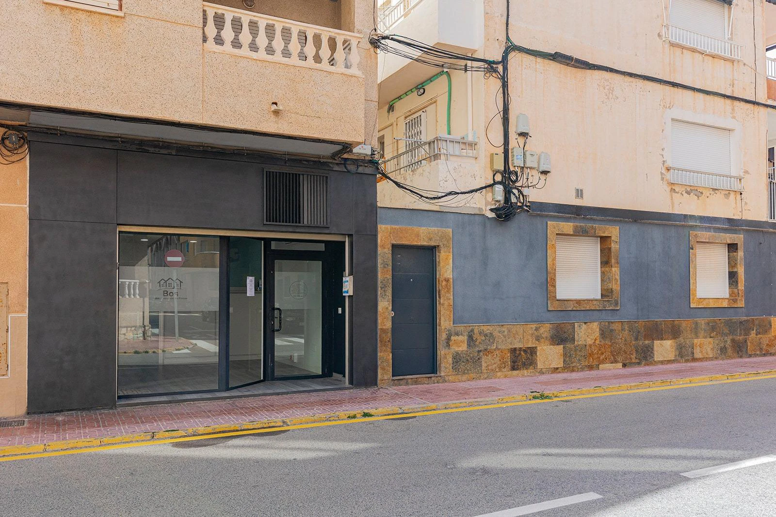 Oportunidad local en la Mata completamente reformado.