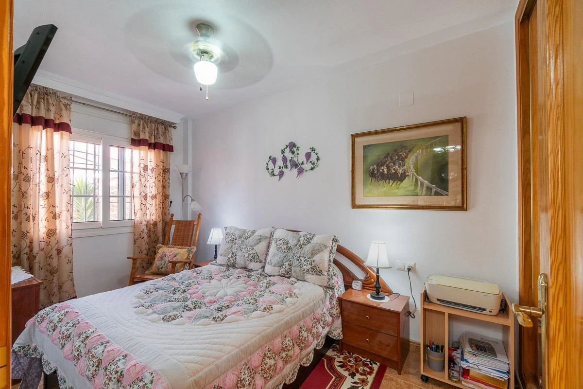 Casa adosada en venta en Orihuela Costa