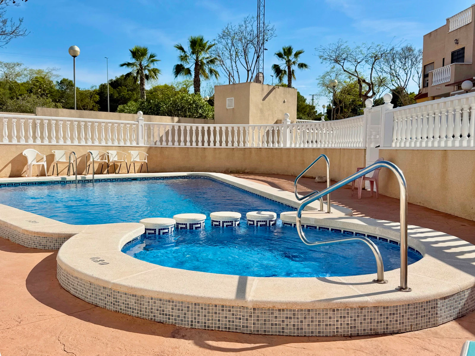 Casa adosada en venta en Guardamar