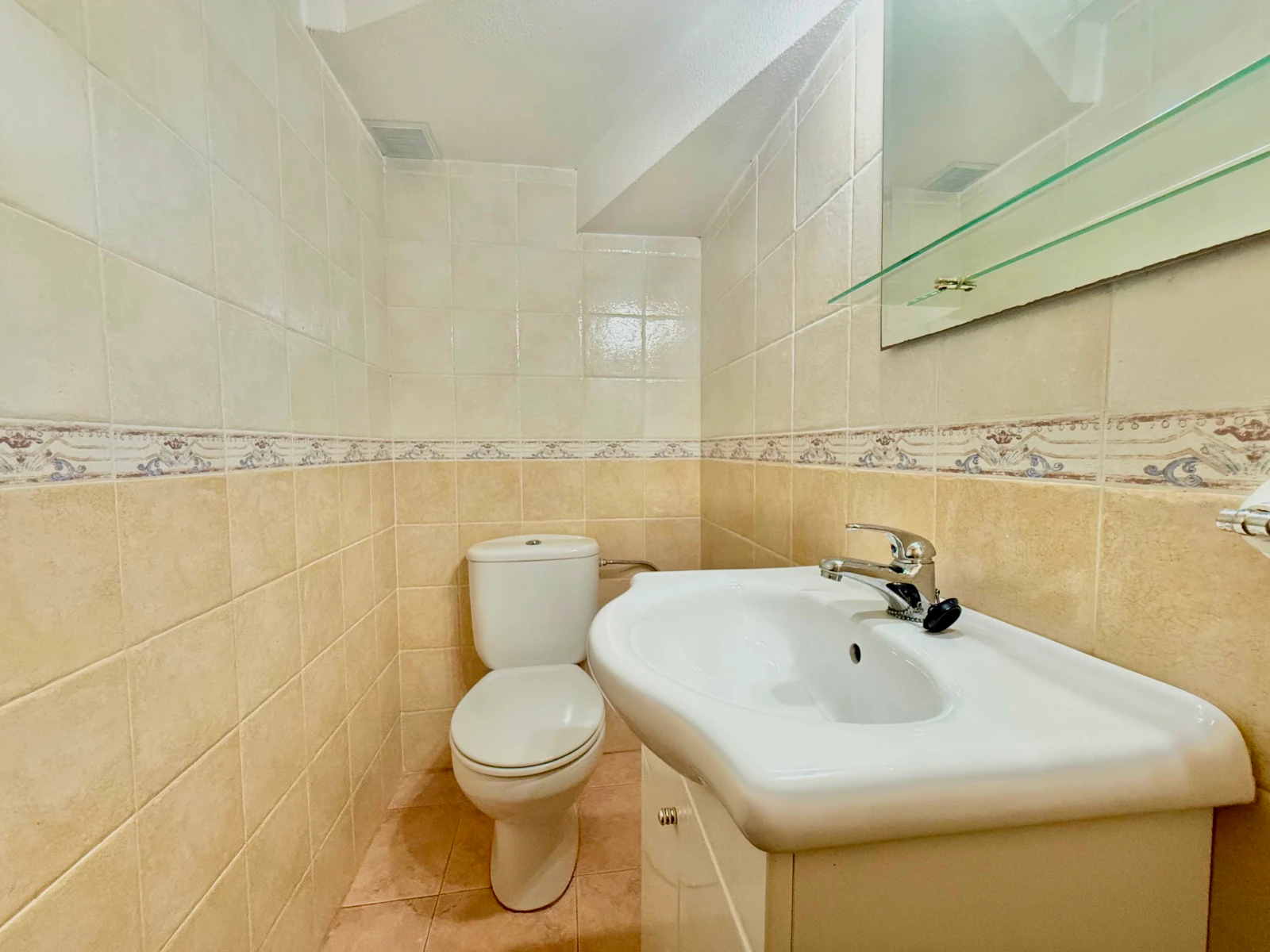 Casa adosada en venta en Guardamar