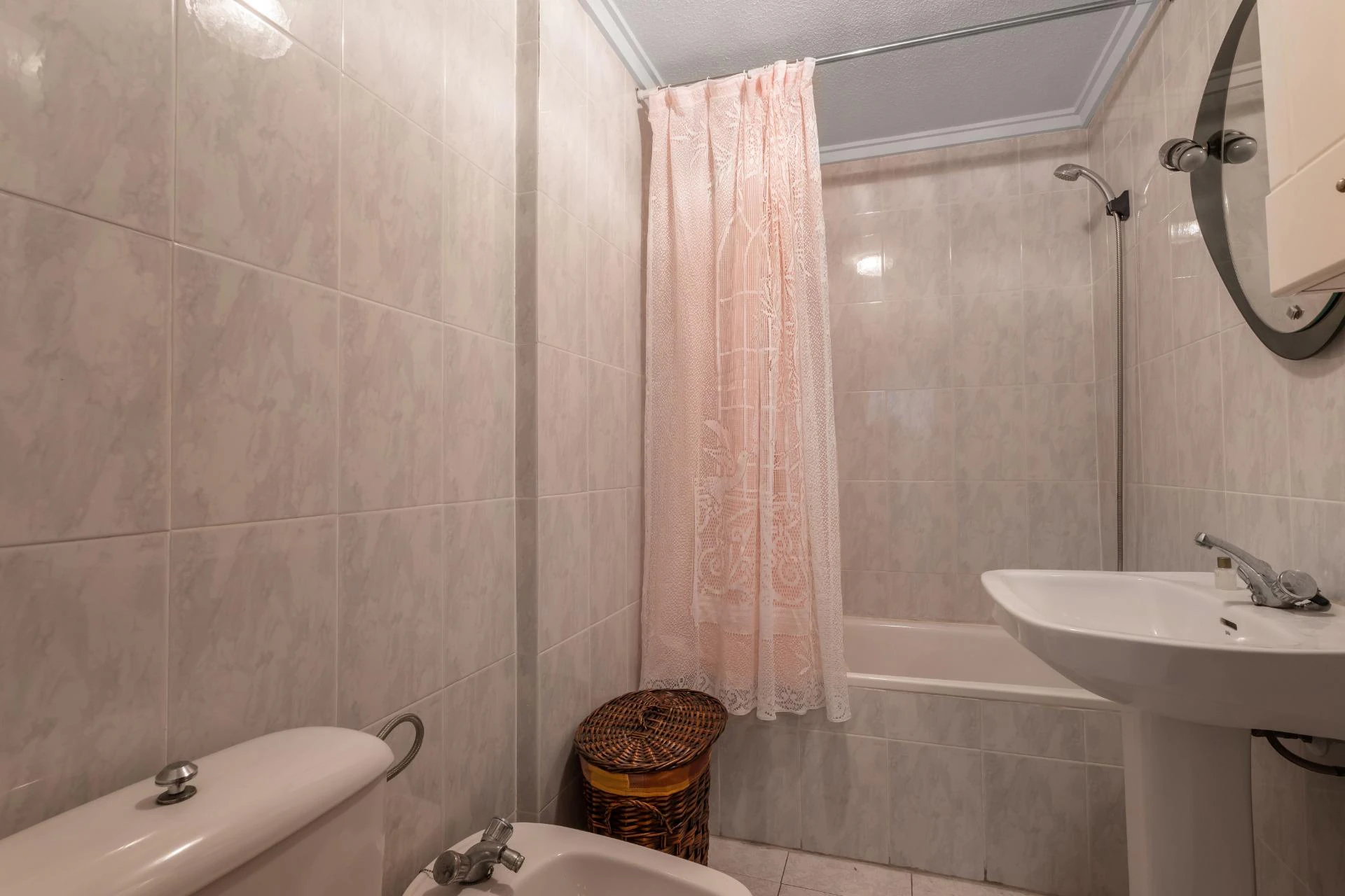 apartamento en Torrevieja con vistas a la piscina!!