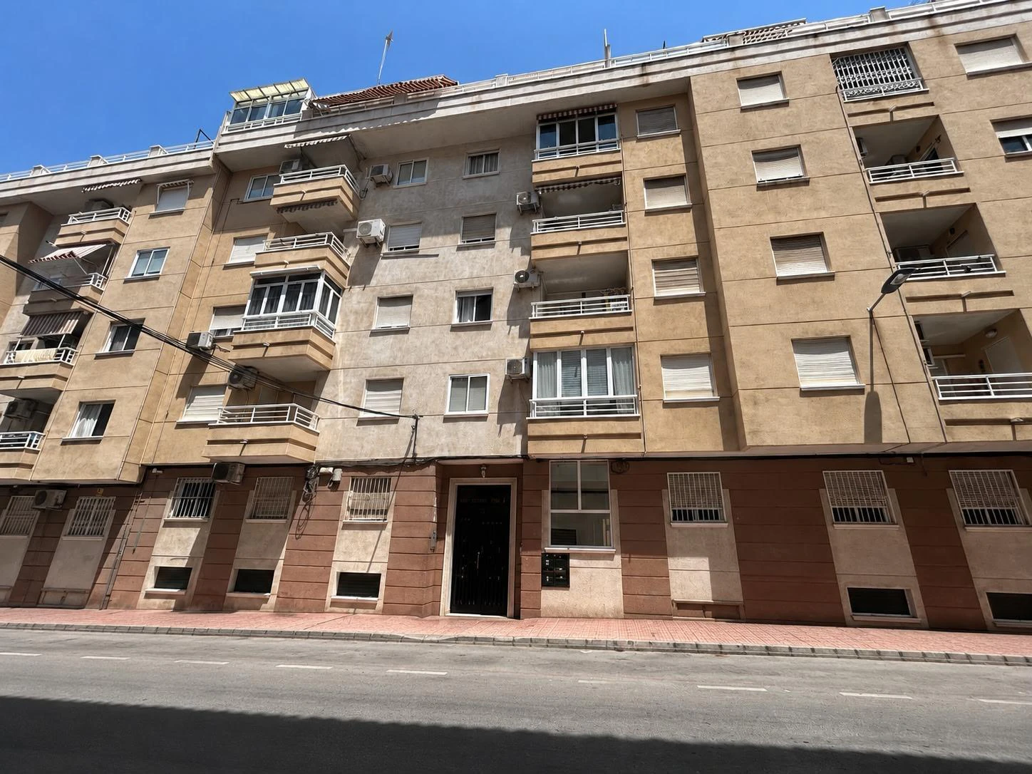 Increíble Ático en venta de tres habitaciones en Torrevieja.