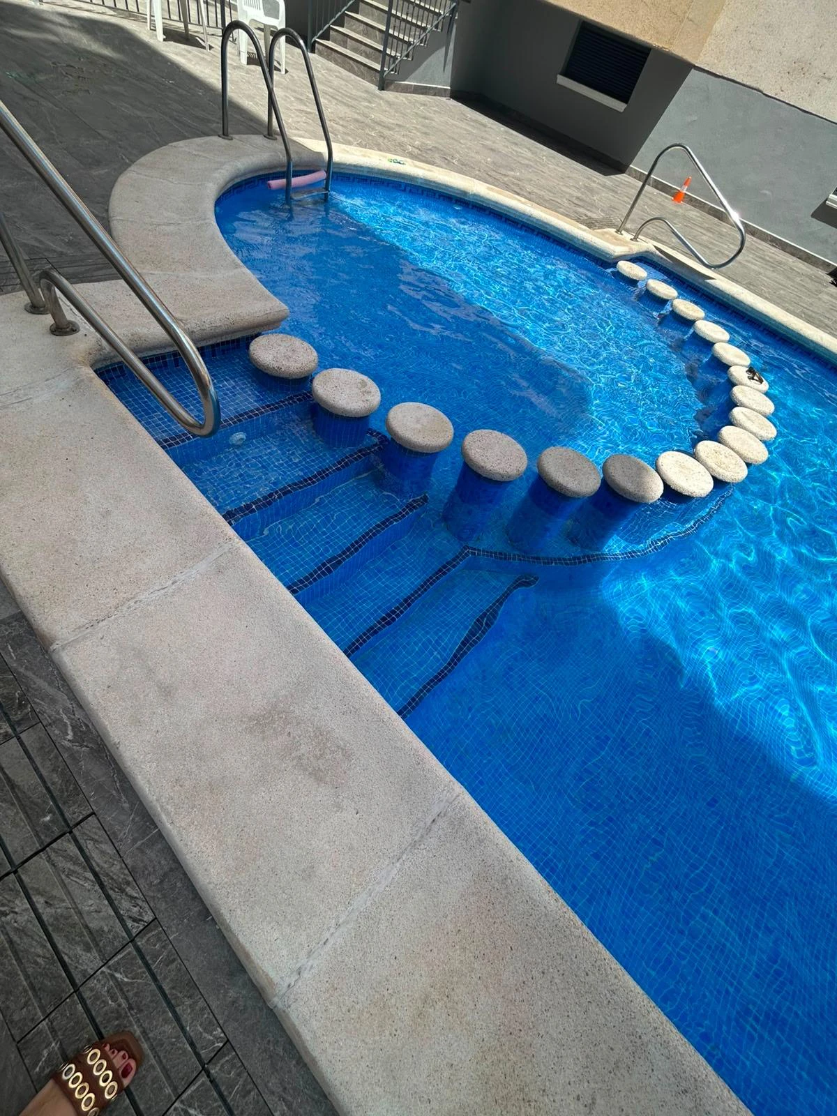 Increíble Ático en venta de tres habitaciones en Torrevieja.