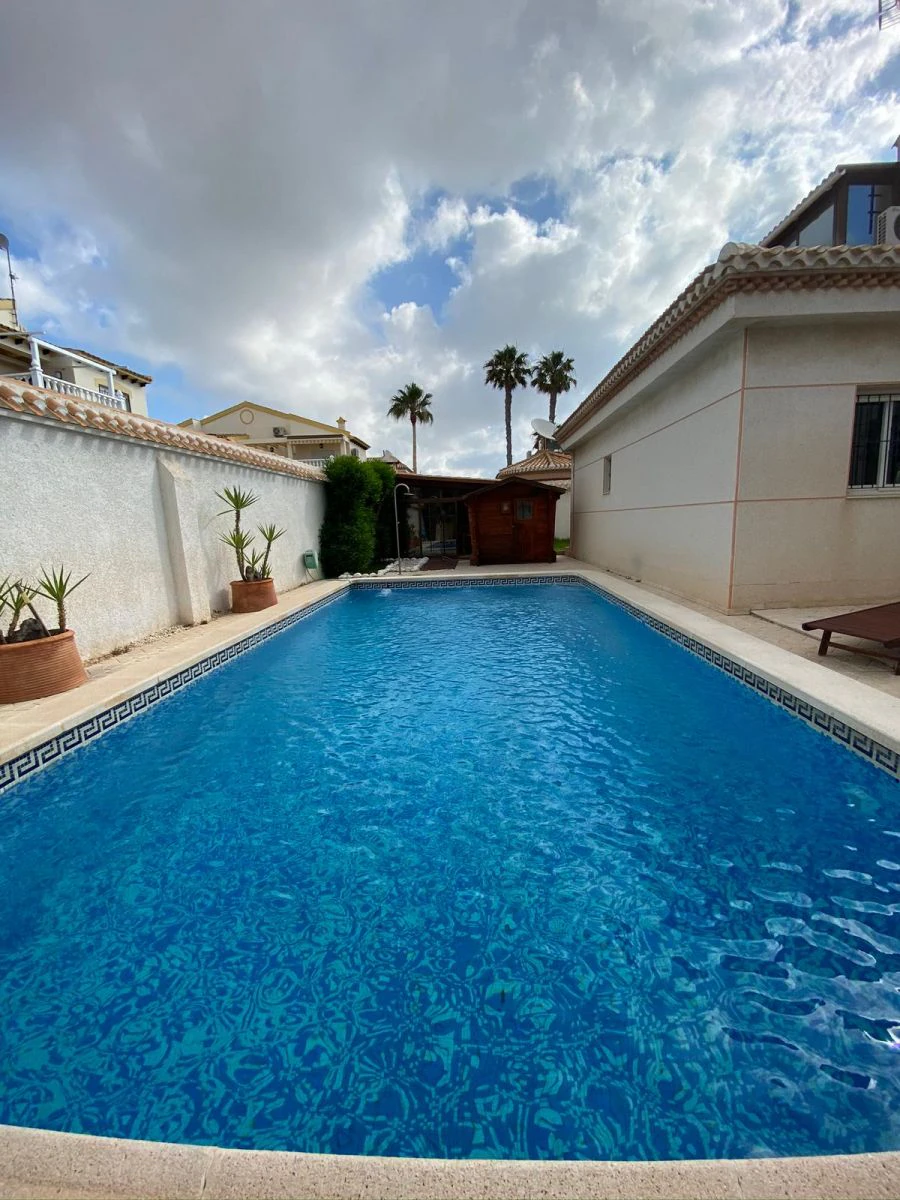 Chalet en Venta en Orihuela Costa