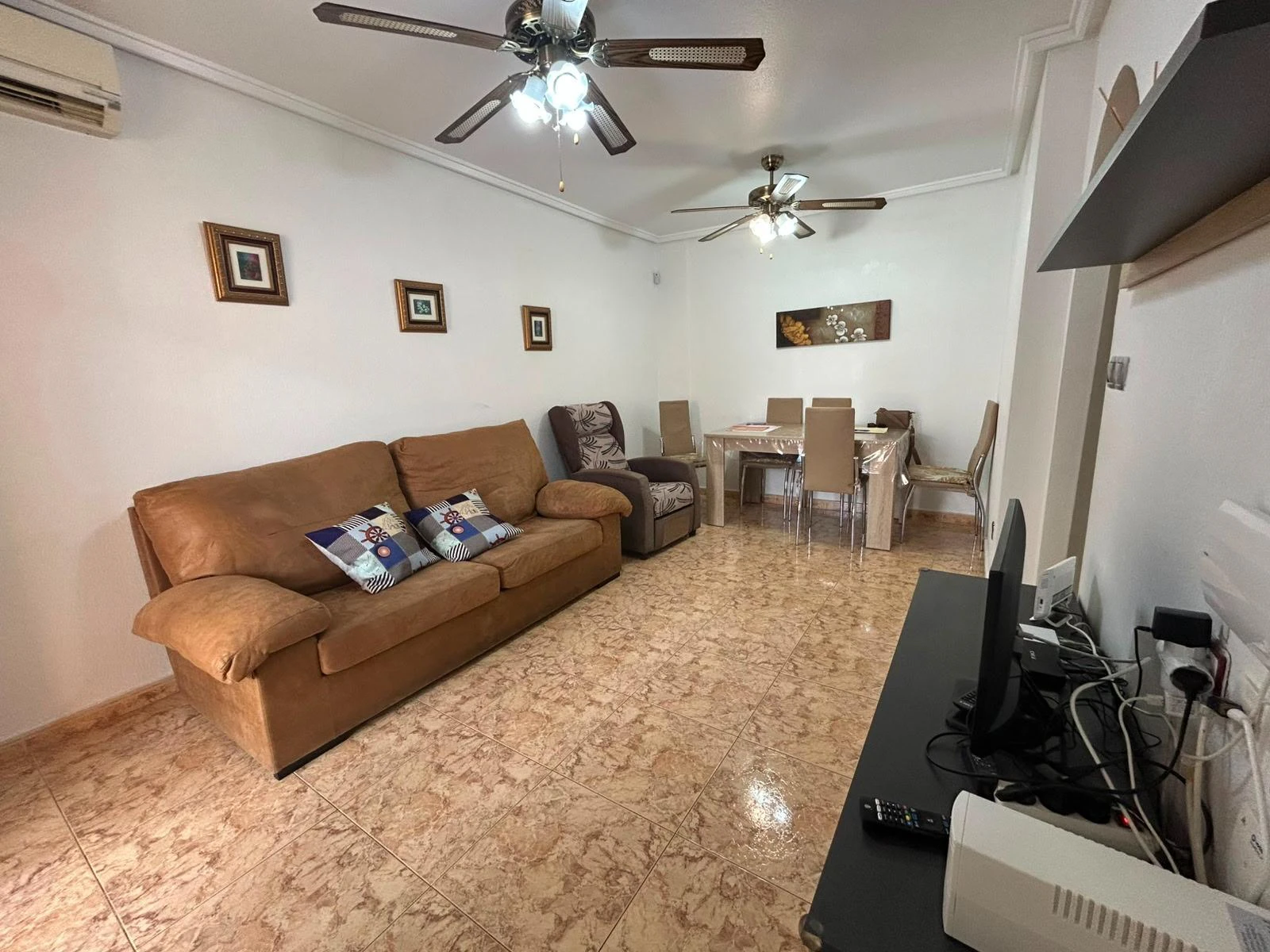 Increíble Ático en venta de tres habitaciones en Torrevieja.