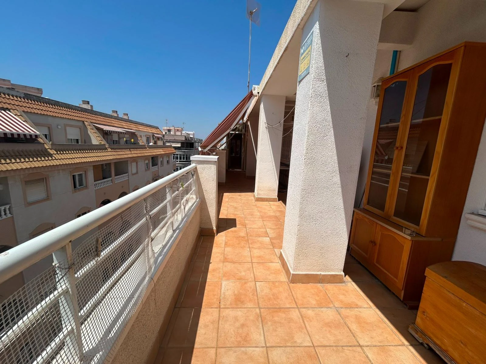 Increíble Ático en venta de tres habitaciones en Torrevieja.