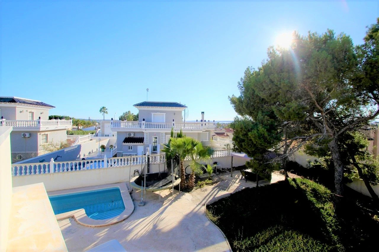 Chalet en Venta en Rojales