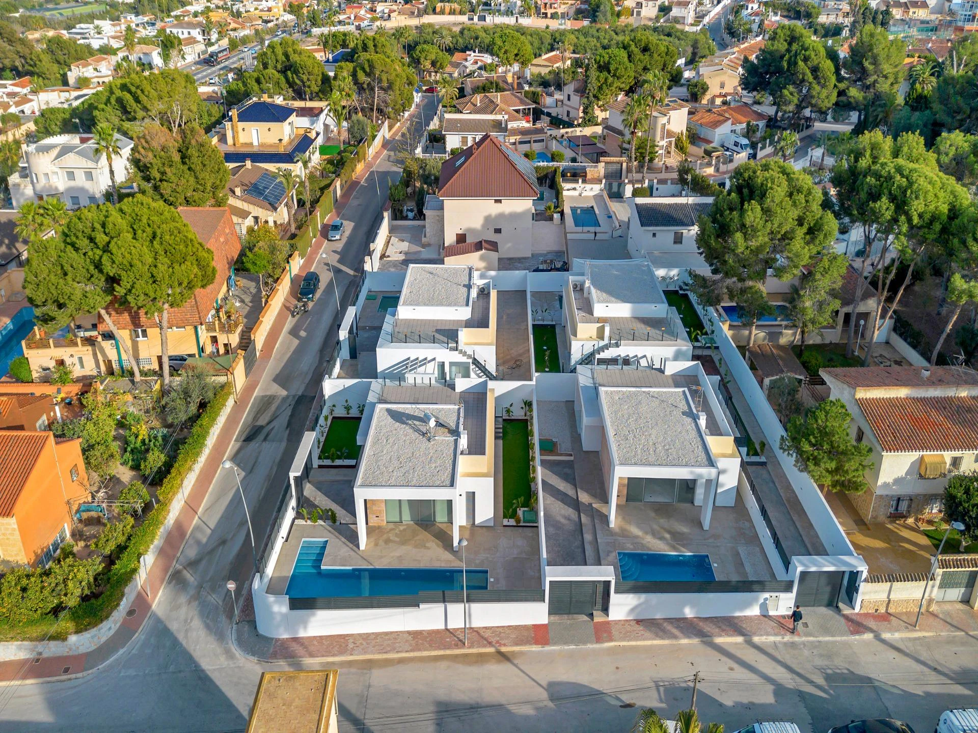 Increible Villa Independiente de tres habitaciones en Los Balcones
