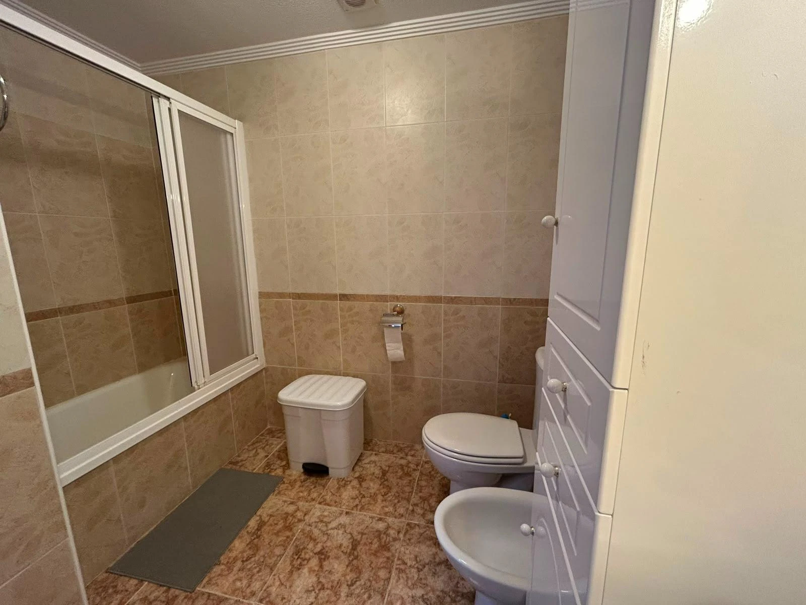 Fantástico apartamento de dos habitaciones en primera planta en Los Altos La Ciñuelica