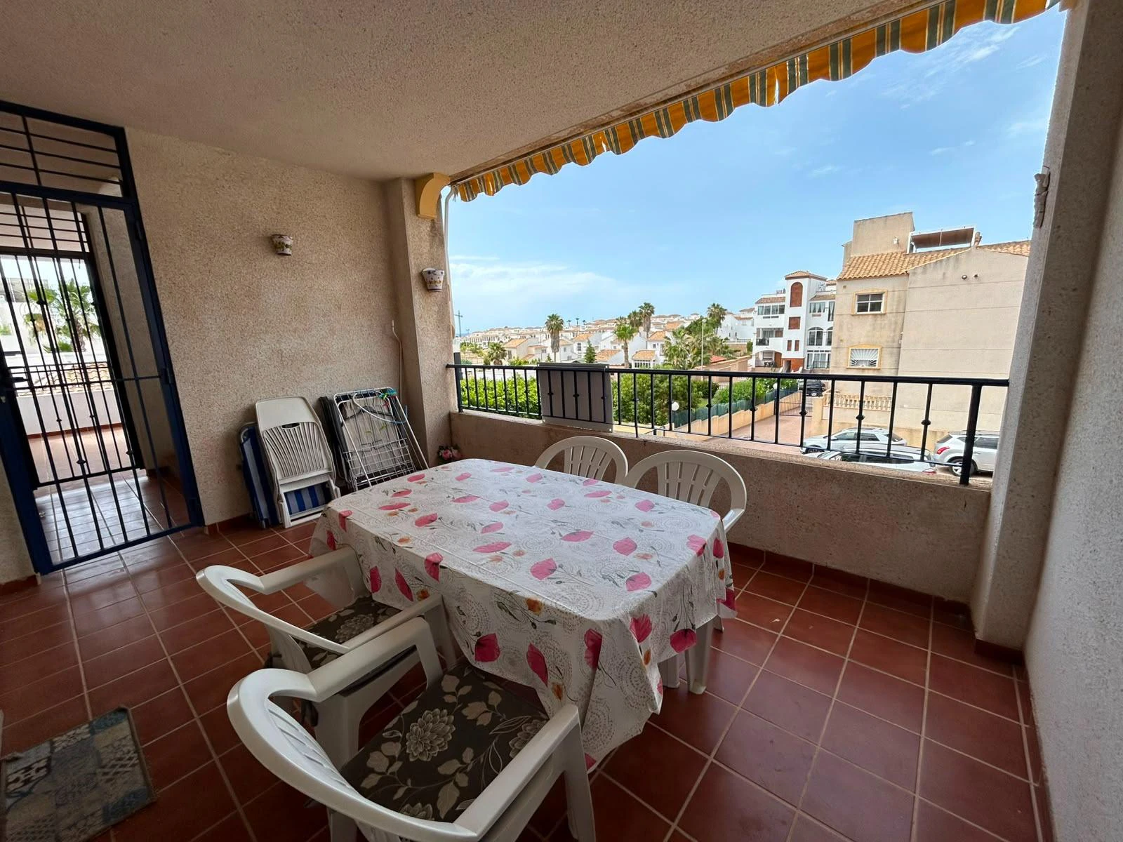 Fantástico apartamento de dos habitaciones en primera planta en Los Altos La Ciñuelica