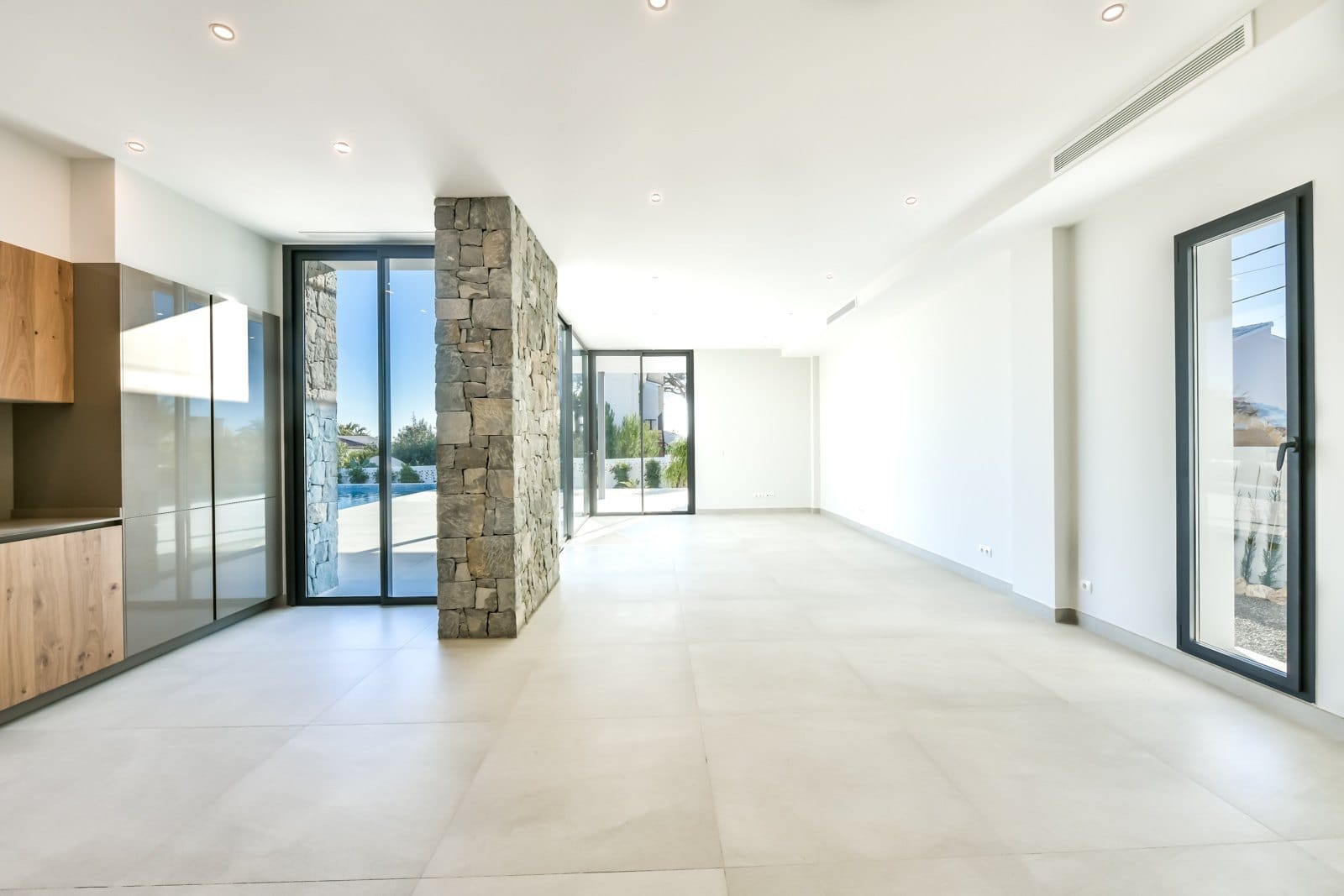 Villa de lujo estilo moderno a la venta en Calpe - Costa Blanca