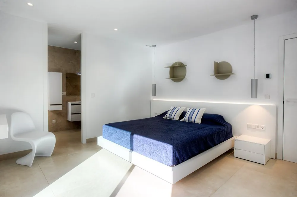 Villa moderna de obra nueva en Dénia