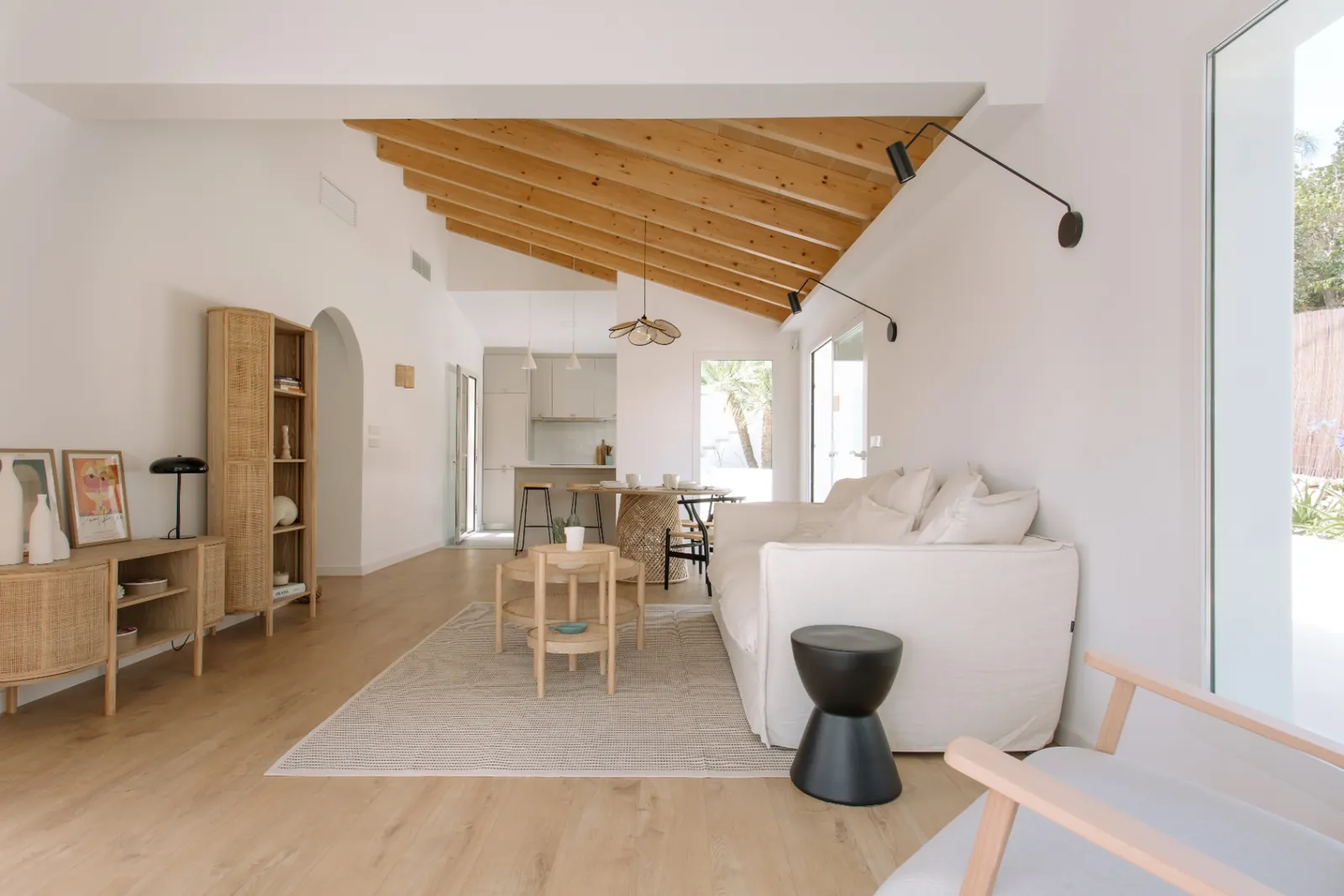 Villa con apartamento independiente, reforma integral, a 1,5 km de la Marineta Cassiana, Dénia