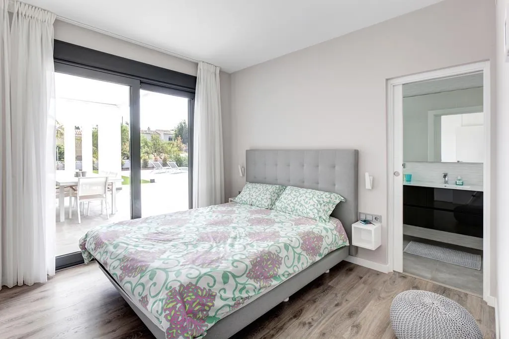 Modern villa of new construction in Dénia