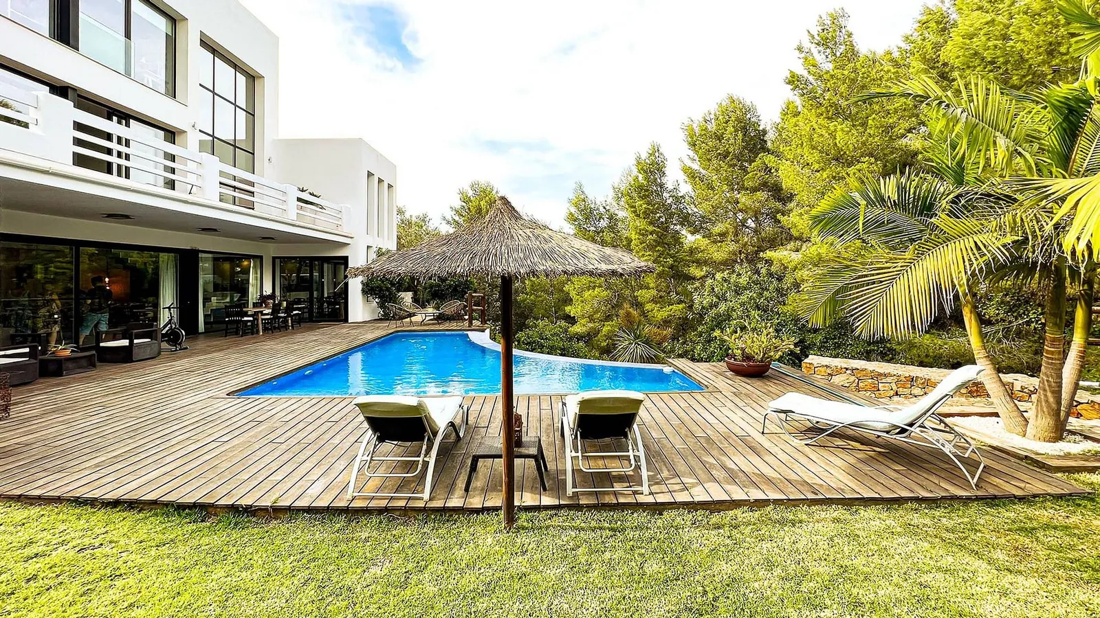 Venta. Chalet/Villa en Denia
