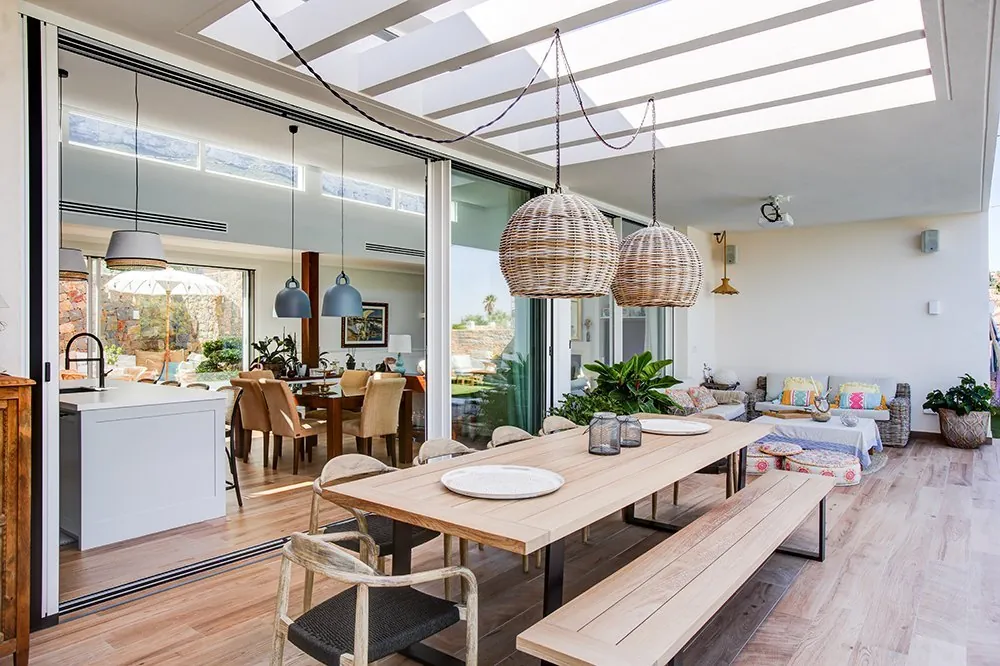Villa moderna construida por Vives Pons Homes