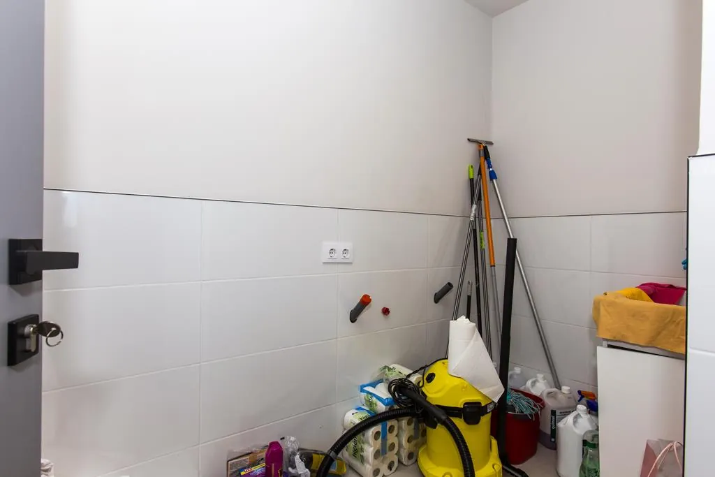 Reforma integral compuesta por cinco apartamentos y con licencia de alquiler turístico, Dénia centro