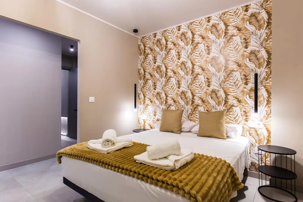 Reforma integral compuesta por cinco apartamentos y con licencia de alquiler turístico, Dénia centro