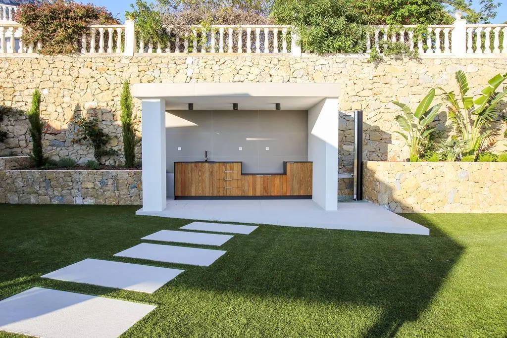 Newly built modern villa in Dénia
