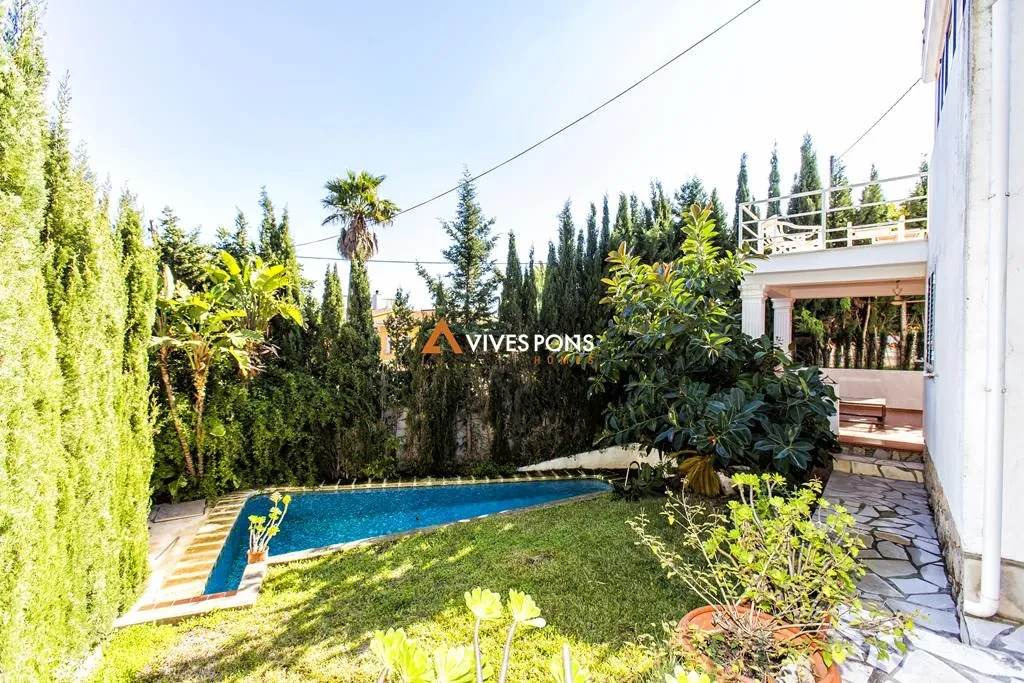 Villa a 1,5 km de Las Rotas, Dénia