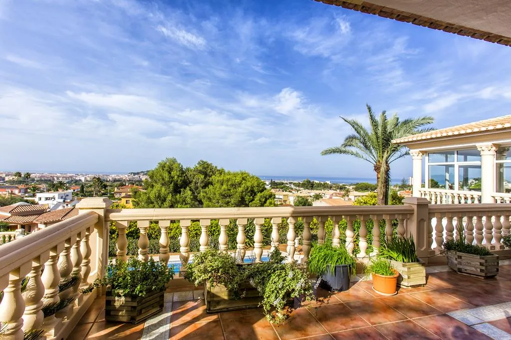 Villa con vistas al mar y al castillo, Dénia