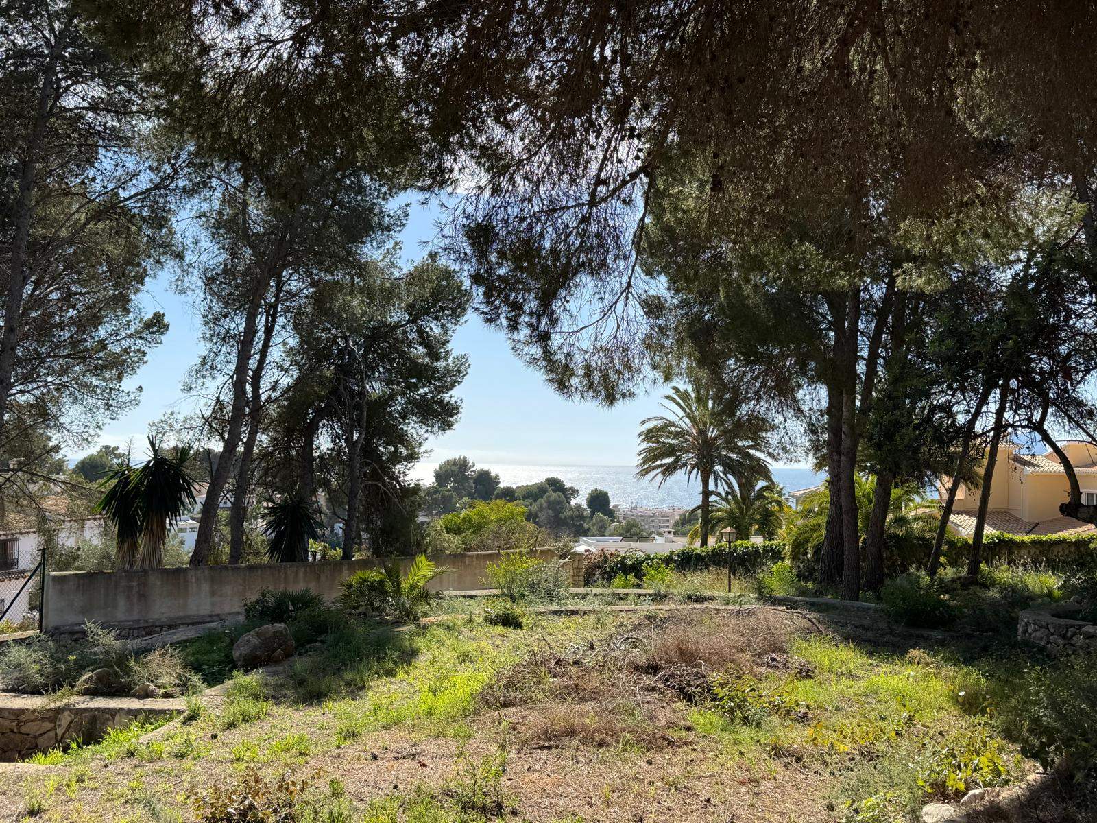 Venta. Parcela en Moraira