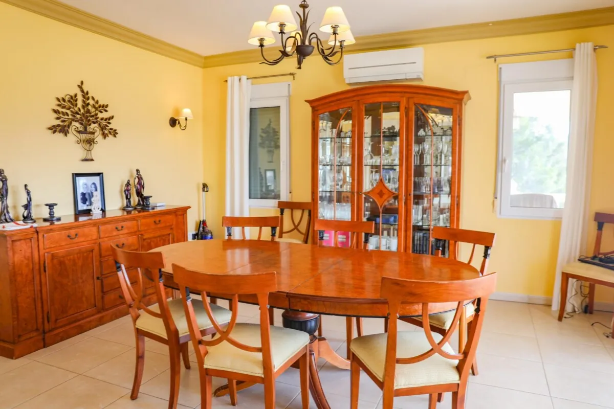 Venta. Chalet/Villa en Jávea