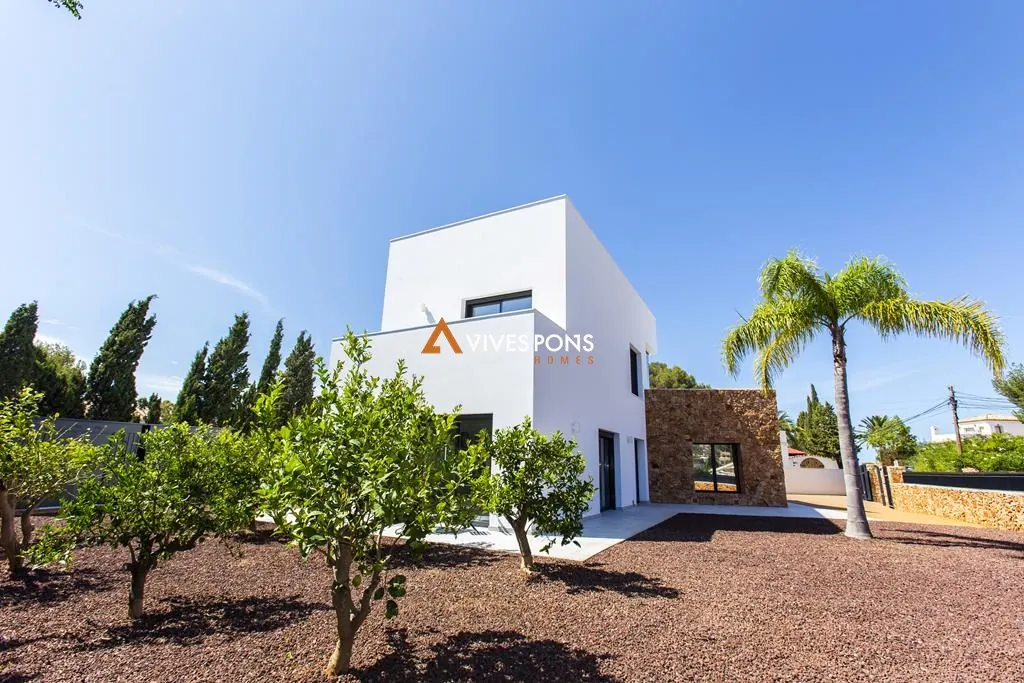 Villa moderna a solo 2,5 km de la Marineta Cassiana, Dénia