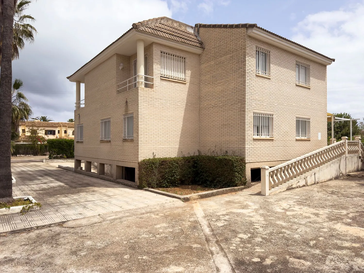Fantástico chalet unifamiliar con piscina privada y amplias terrazas en Denia