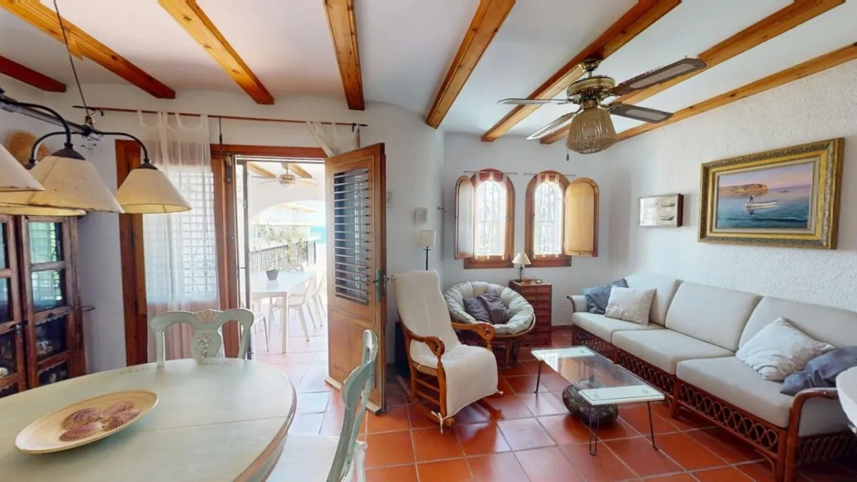 Venta. Casa de pueblo en Jávea