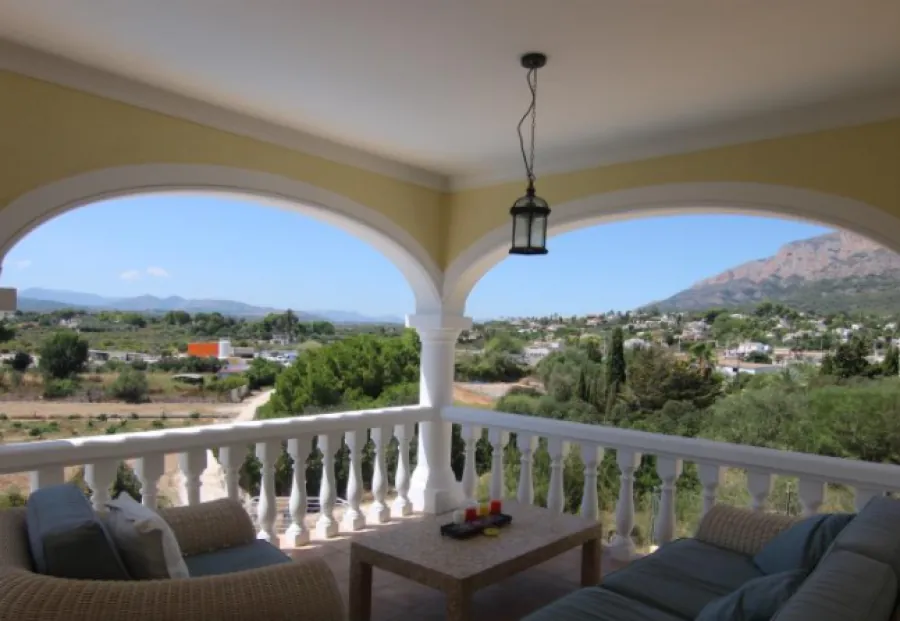 Venta. Chalet/Villa en Jávea
