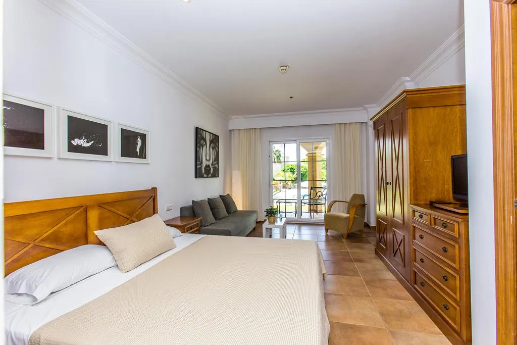 Apartamento con zona de invitados independiente, en el entorno del Denia Marriott La Sella Golf Resort &amp; Spa