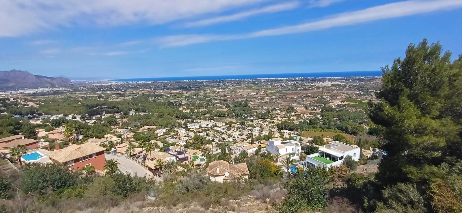 Parcela con vistas al mar y al Club de Golf La Sella