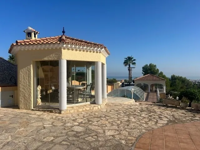 Villa en venta en Denia
