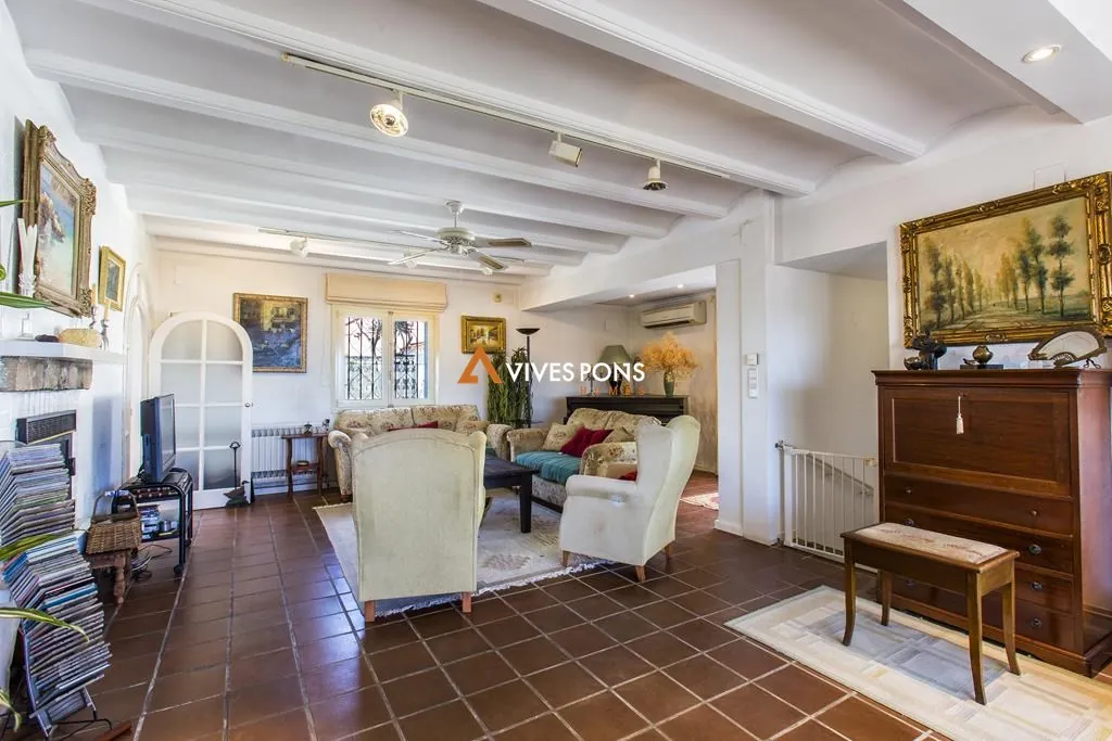 Villa a 1,5 km de Las Rotas, Dénia