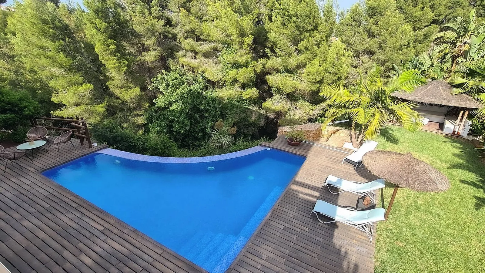 Venta. Chalet/Villa en Denia