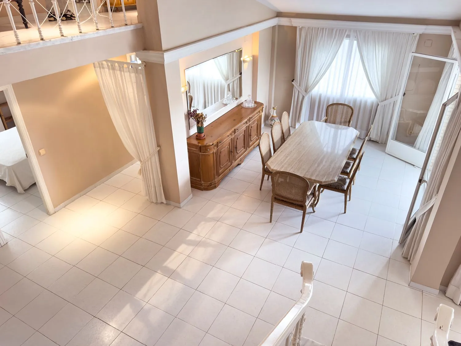 Fantástico chalet unifamiliar con piscina privada y amplias terrazas en Denia