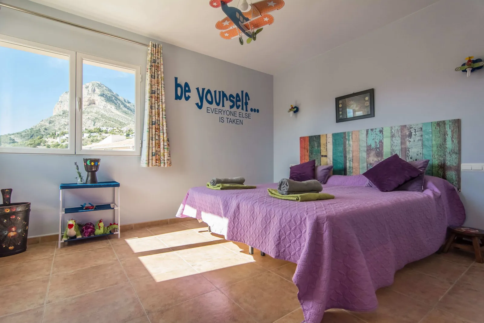 Villa con 4 dormitorios, vistas al Montgó y muy bien ubicada, en Jávea