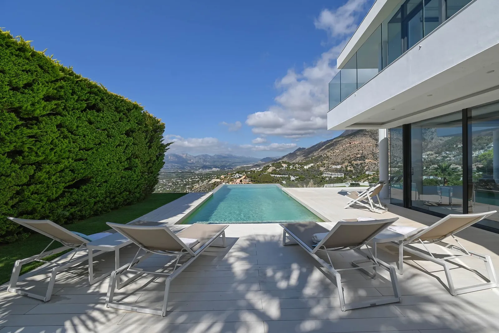 Venta. Chalet/Villa en Altea