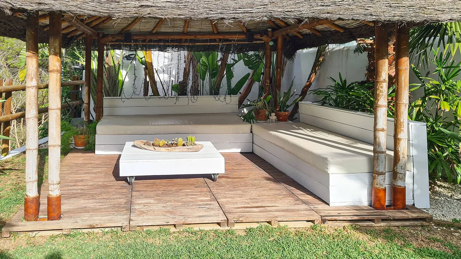 Venta. Chalet/Villa en Denia