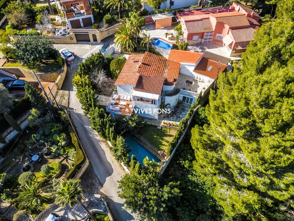 Villa a 1,5 km de Las Rotas, Dénia